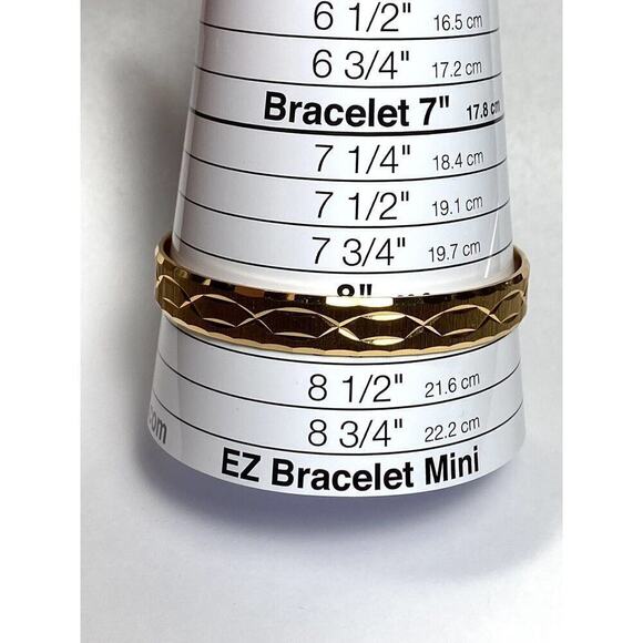 MONET Bracelet Bangle Edged Design Gold Tone 8” - Picture 6 of 8